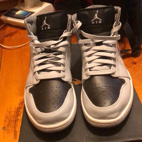 Air Jordan 1 mid- pr pltnm/ white-mtllc slvr-blk main image 4